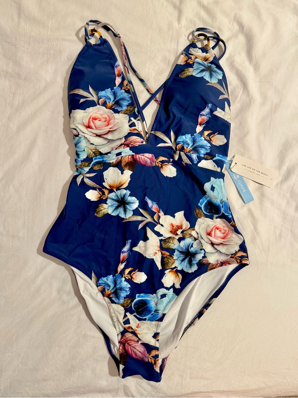 Cupshe NWT Blue Floral One Piece Swimsuit Crisscross Back Size Large
